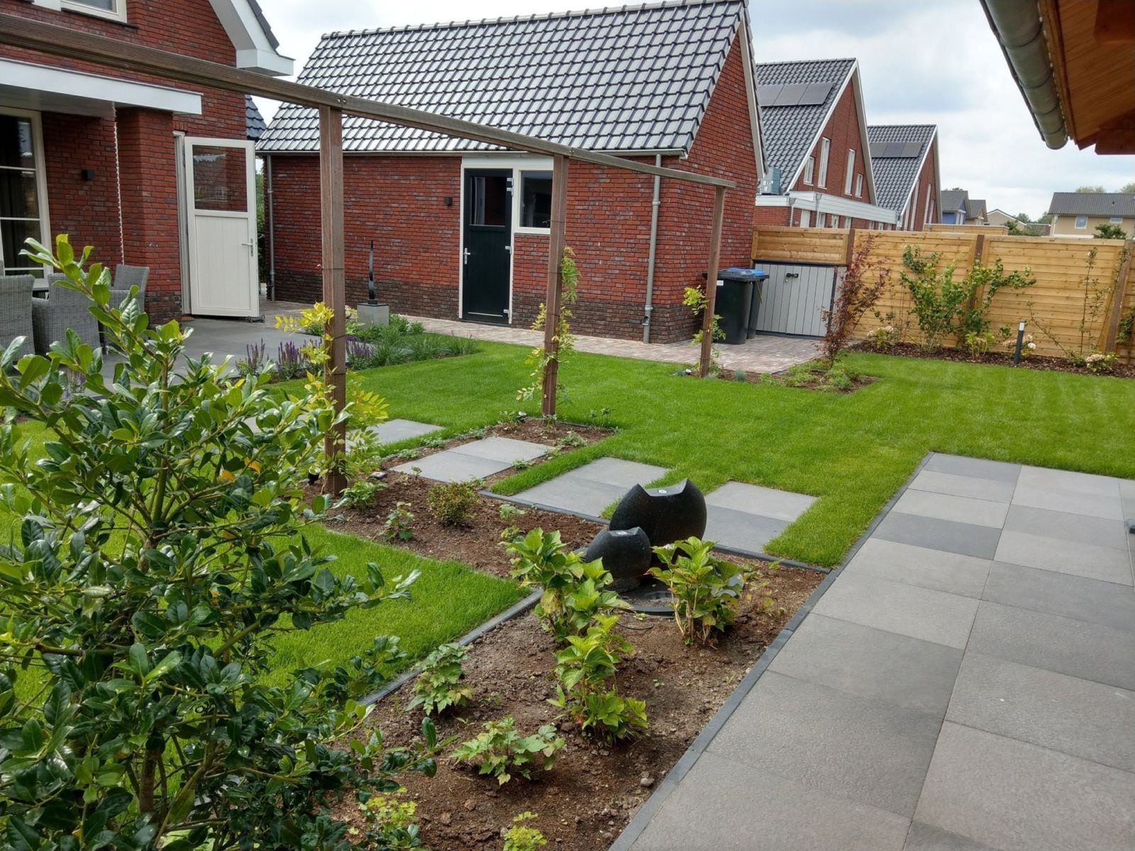 Tuinonderhoud bestellen Hoveniersbedrijf Gelderland